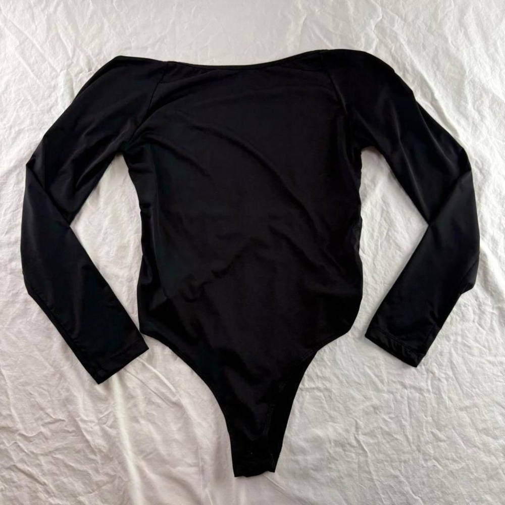 Princess Polly Black Open Back Bodysuit Sz 8